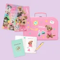 Studio Pets Плюшено куче Пудел с куфарче, паспорт и стикери, Бисквитка 23 см studio pets плюшено куче пудел с куфарче, паспорт и стикери, бисквитка 23 см 20