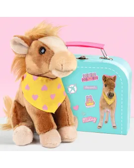 Studio Pets Плюшено конче с куфарче, паспорт и стикери, Мили, 16 см