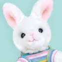 Studio Pets Плюшено зайче с куфарче, паспорт и книжка със стикери, Бунбун, 16 см studio pets плюшено зайче с куфарче, паспорт и книжка със стикери, бунбун, 16 см 16